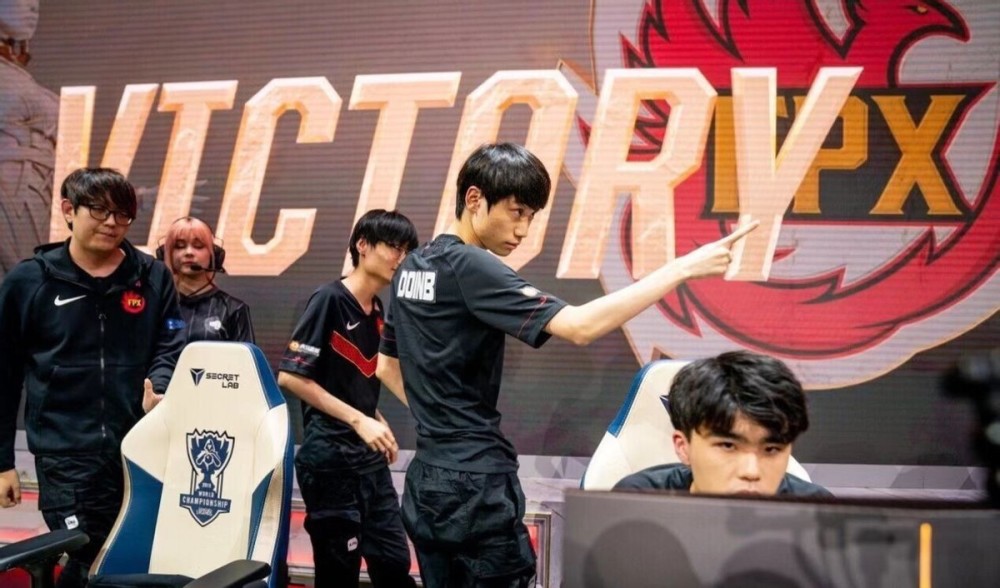 悬念地冲过 悬念地冲过