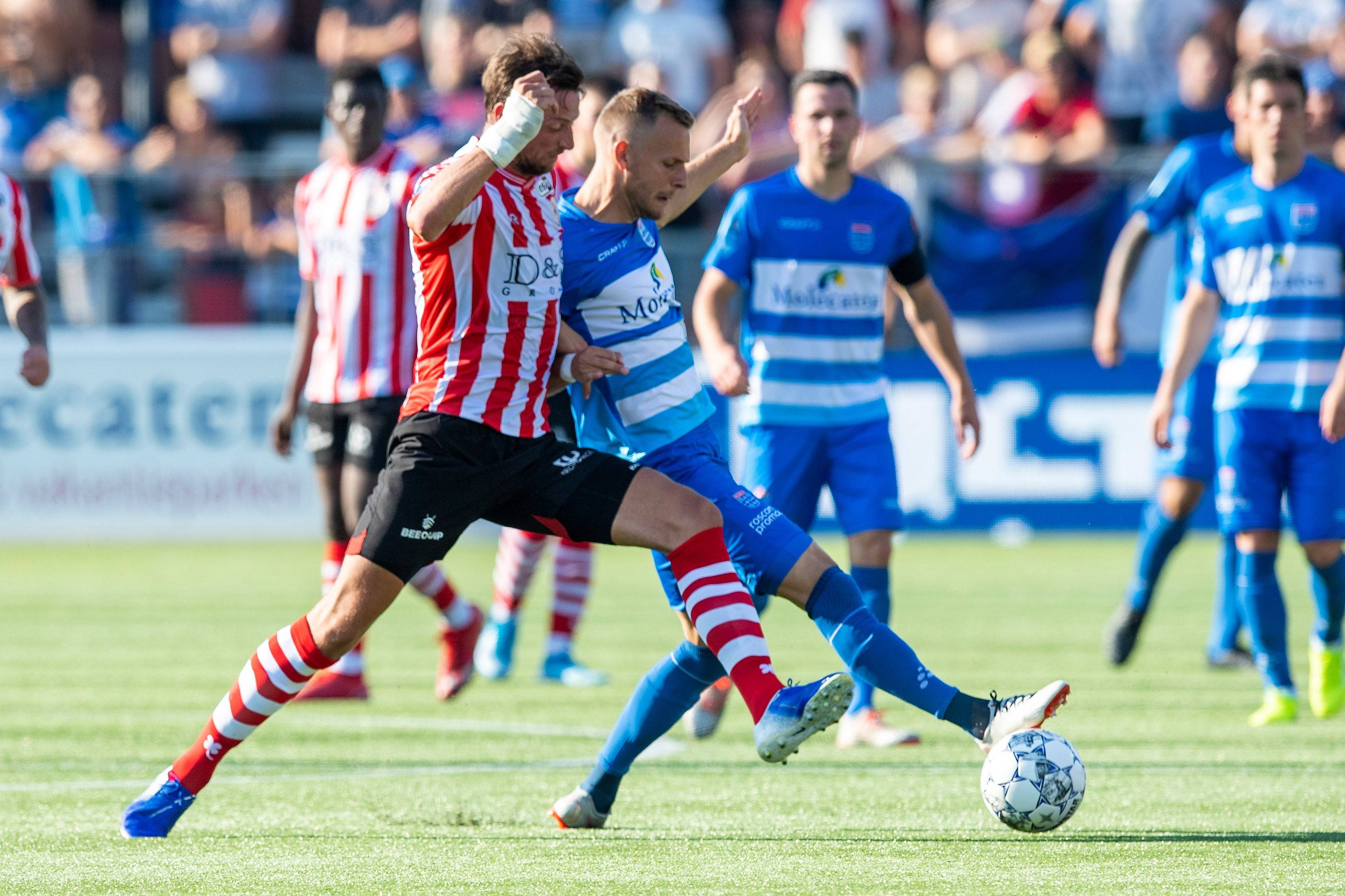 开队友们在 开队友们在