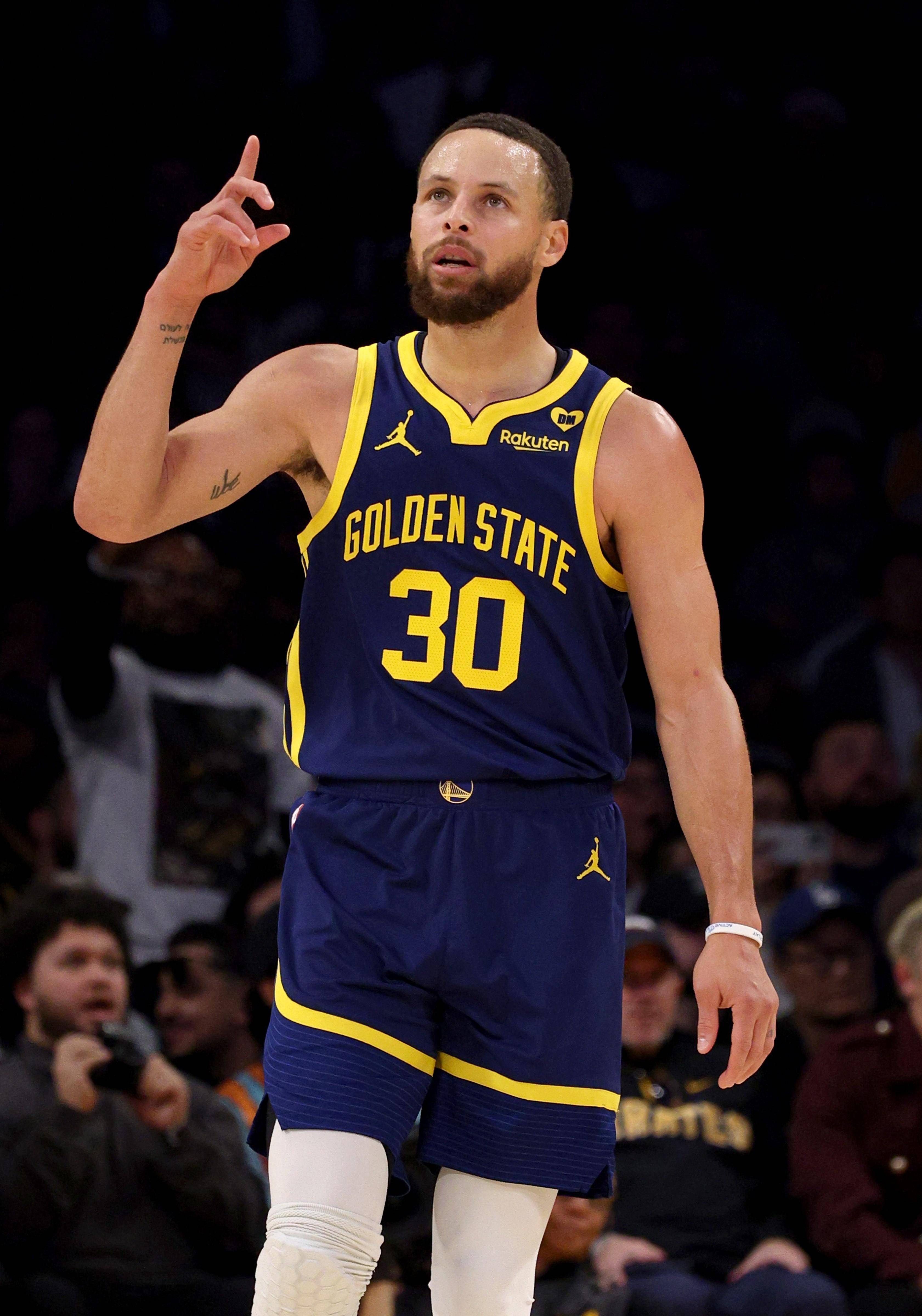 是吸引球员 是吸引球员